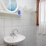 8152b *